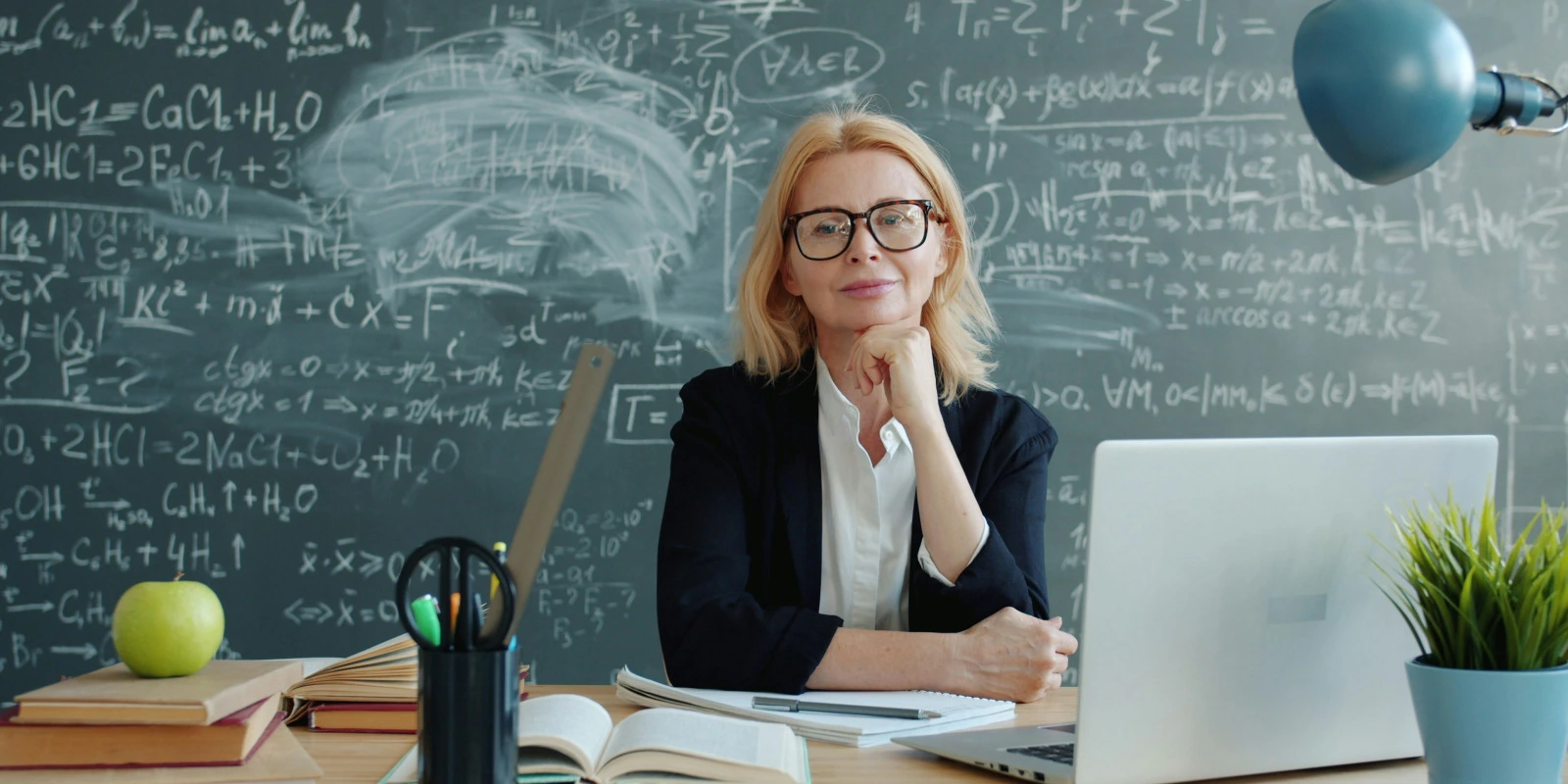 BUT Info-Com : Programme et Spécialités